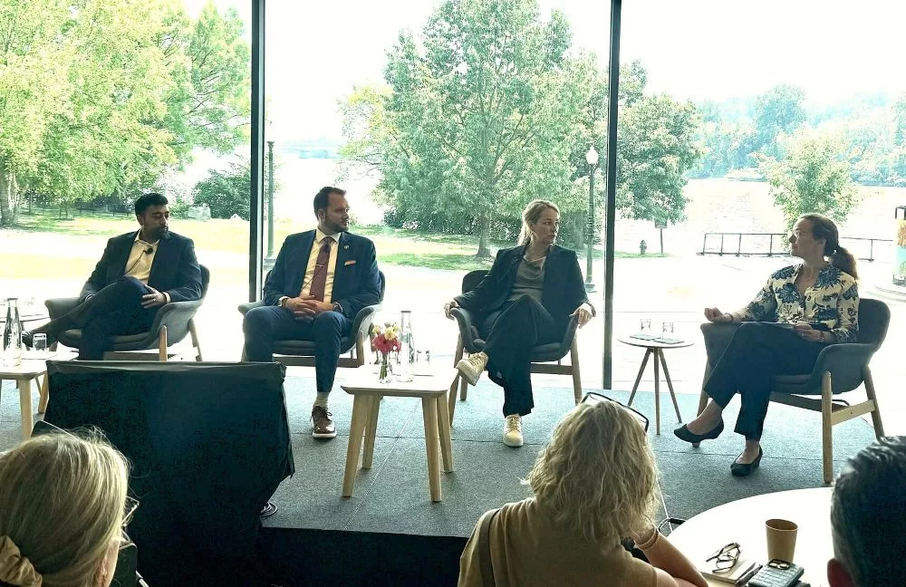 SSC, Firefly Aerospace and Blue Origin discussing space topics at a panel discussion at Swedish-American Chamber of Commerce in Washington DC