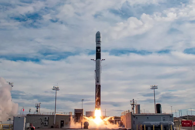 Rocket launch with Firefly rocket